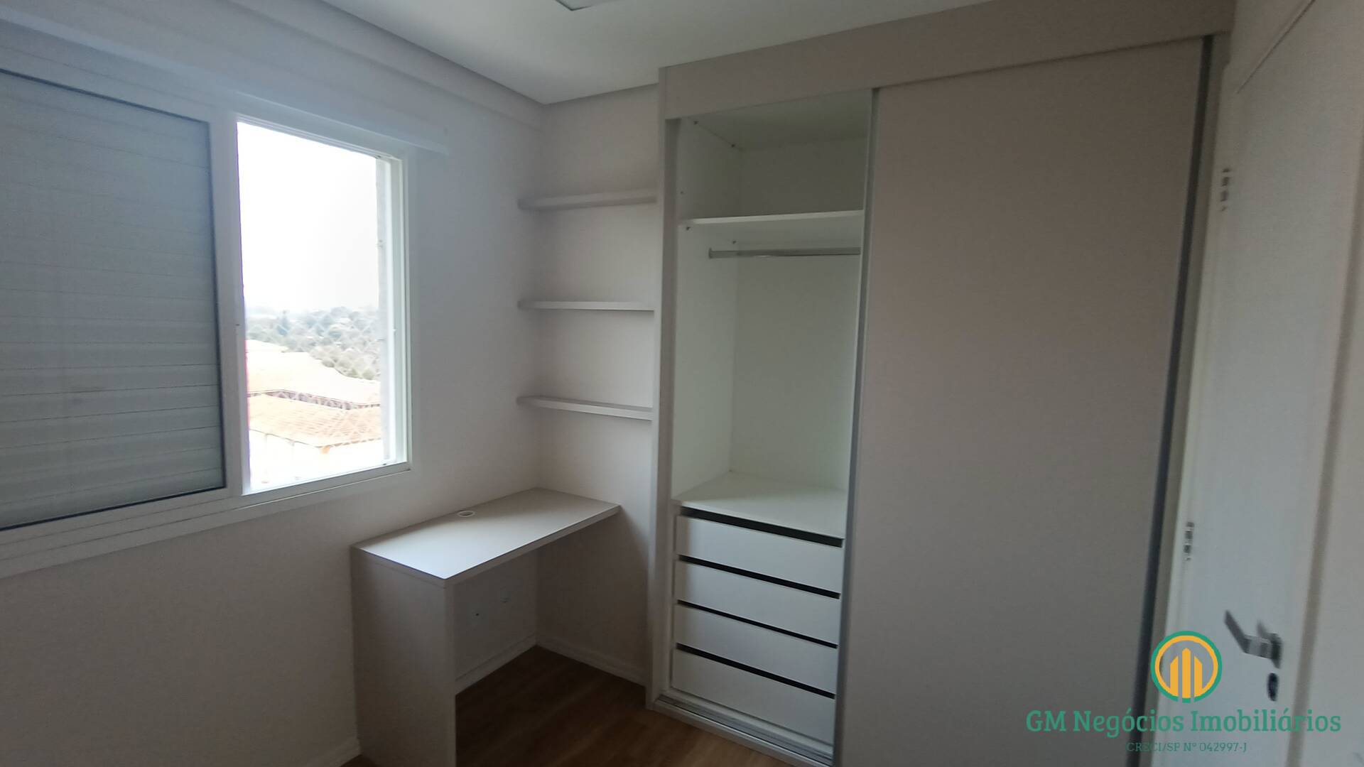 Apartamento à venda com 2 quartos, 74m² - Foto 29