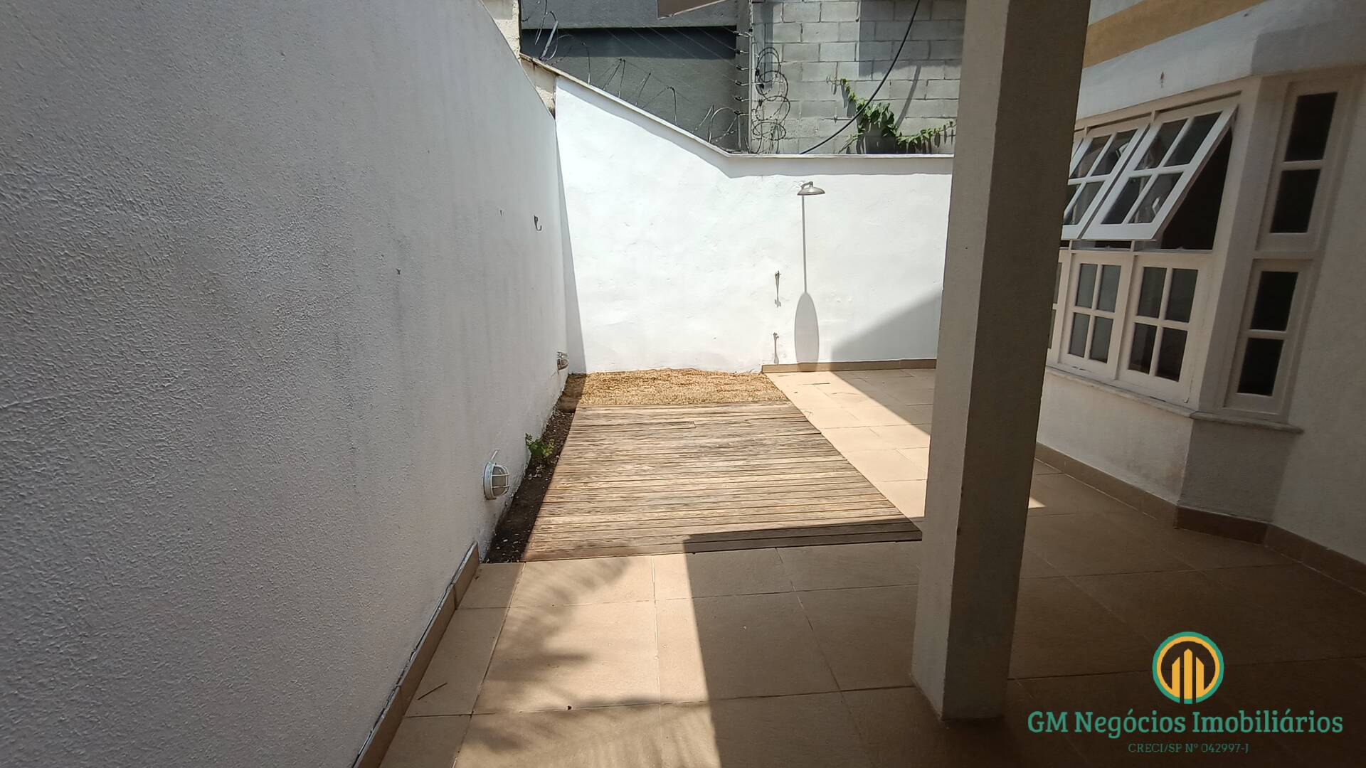 Casa de Condomínio à venda com 3 quartos, 221m² - Foto 11