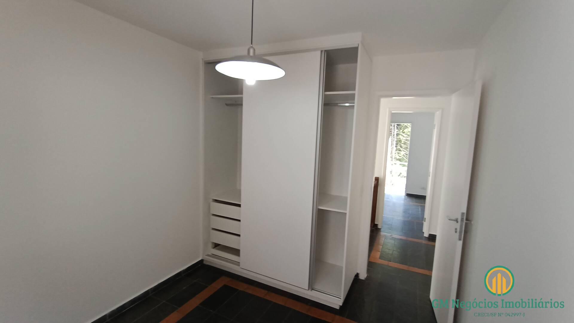 Casa de Condomínio à venda com 3 quartos, 221m² - Foto 23