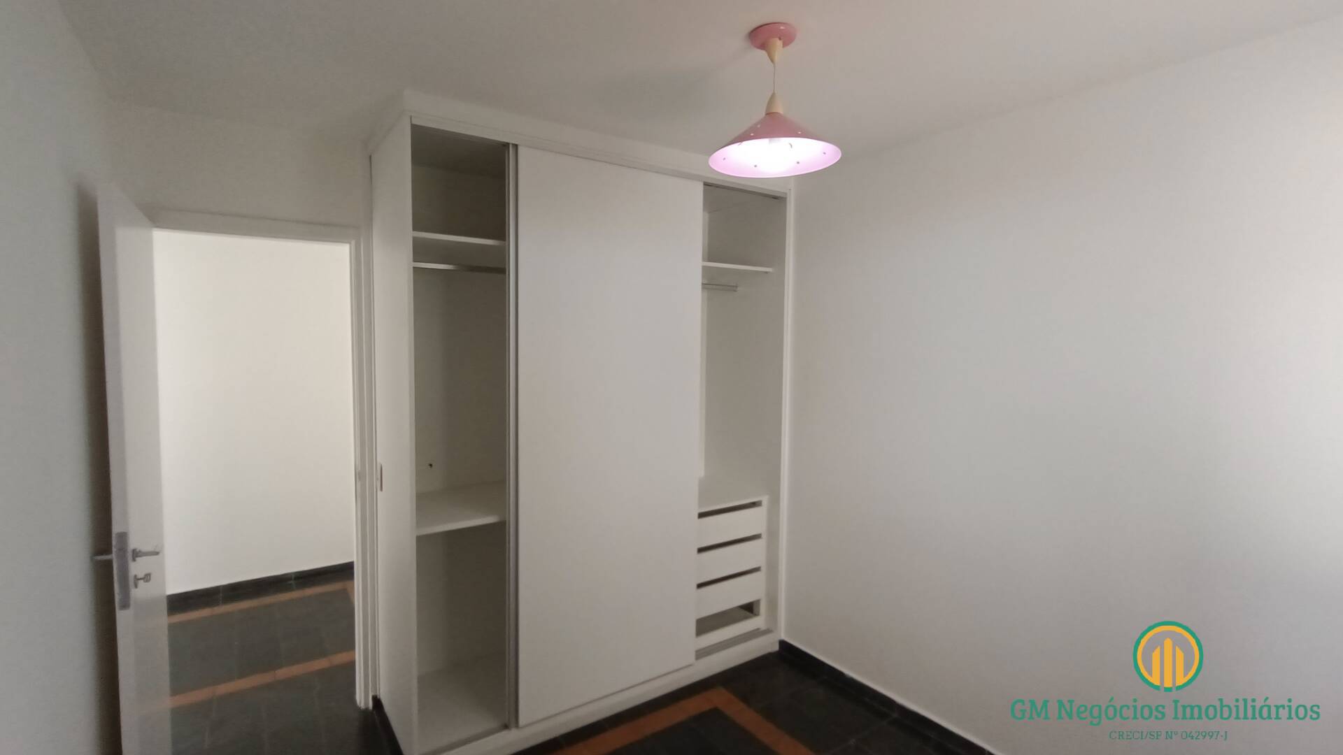 Casa de Condomínio à venda com 3 quartos, 221m² - Foto 24