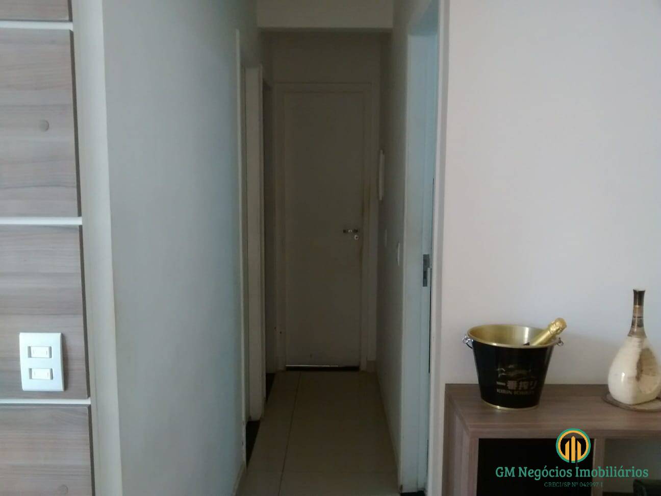 Apartamento à venda com 2 quartos, 70m² - Foto 5