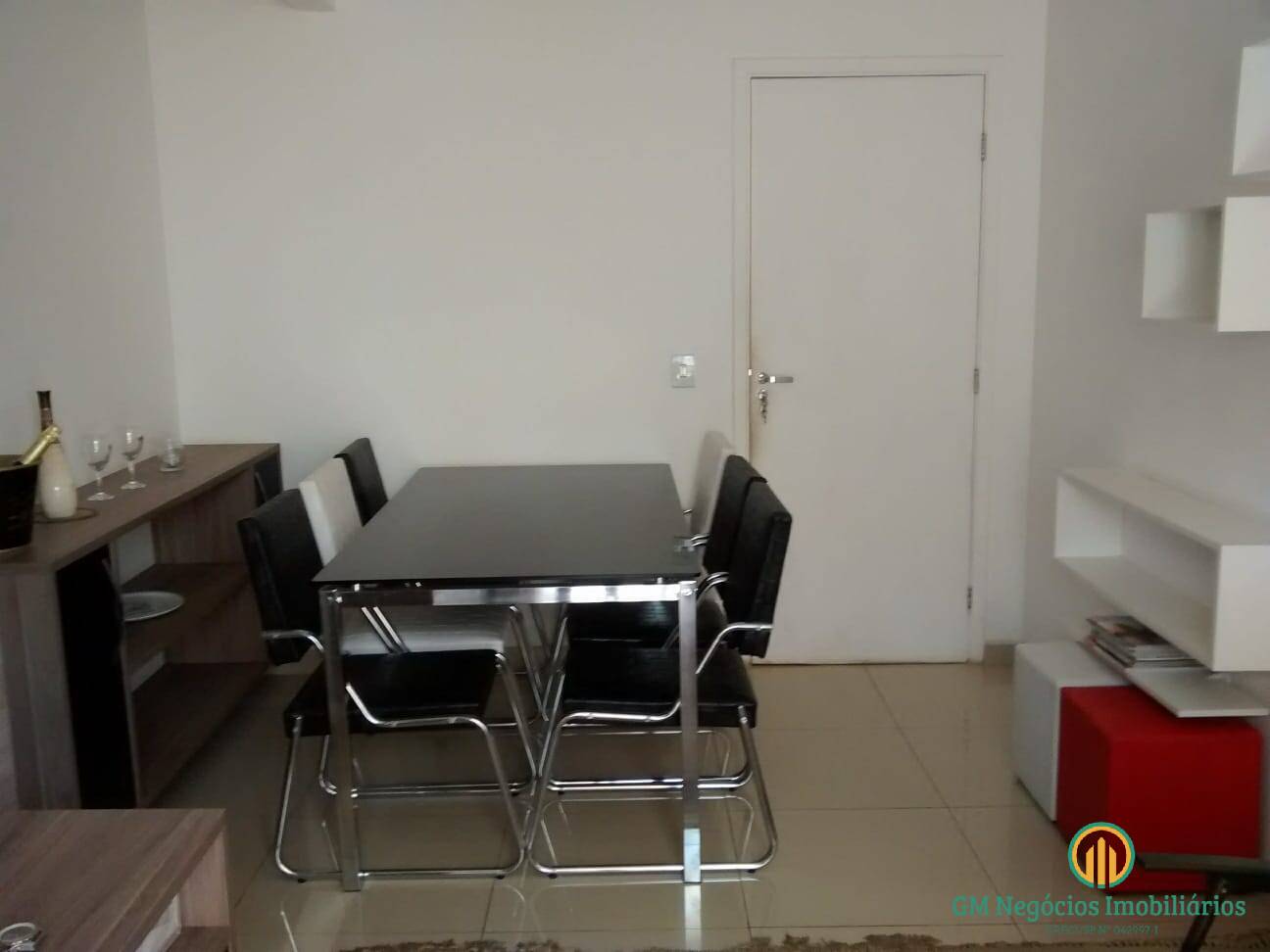 Apartamento à venda com 2 quartos, 70m² - Foto 6