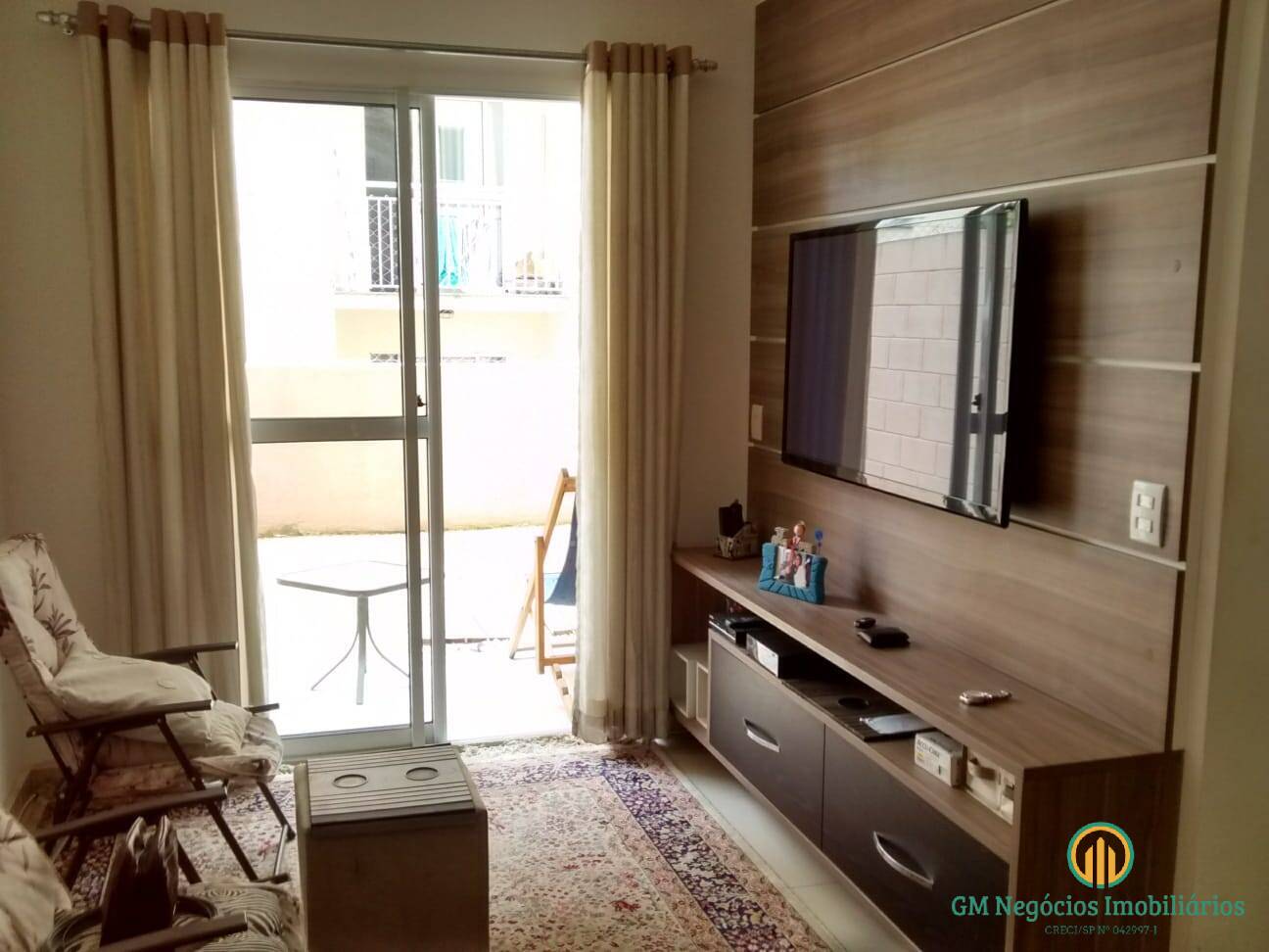 Apartamento à venda com 2 quartos, 70m² - Foto 4