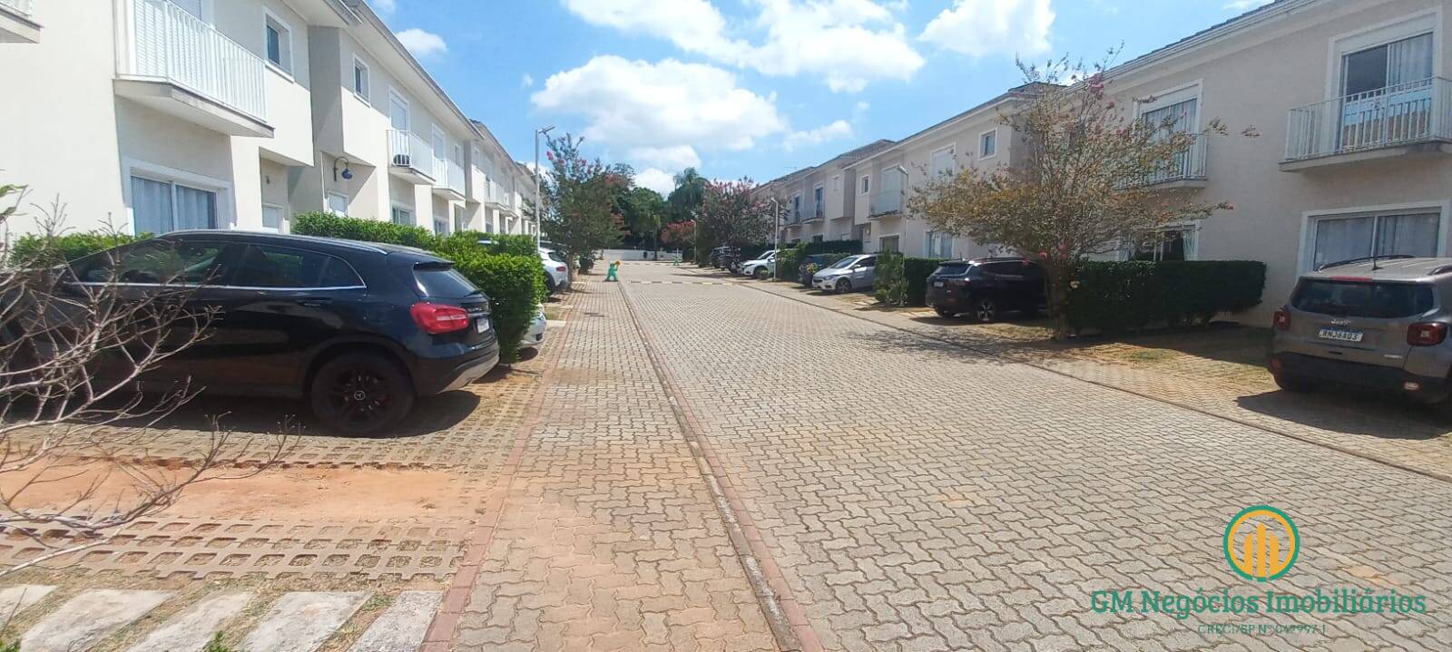 Casa de Condomínio à venda com 3 quartos, 113m² - Foto 1