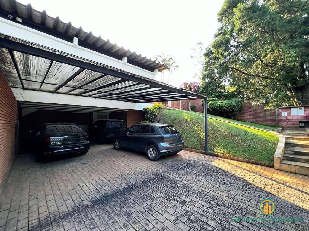 Casa de Condomínio à venda com 4 quartos, 640m² - Foto 3