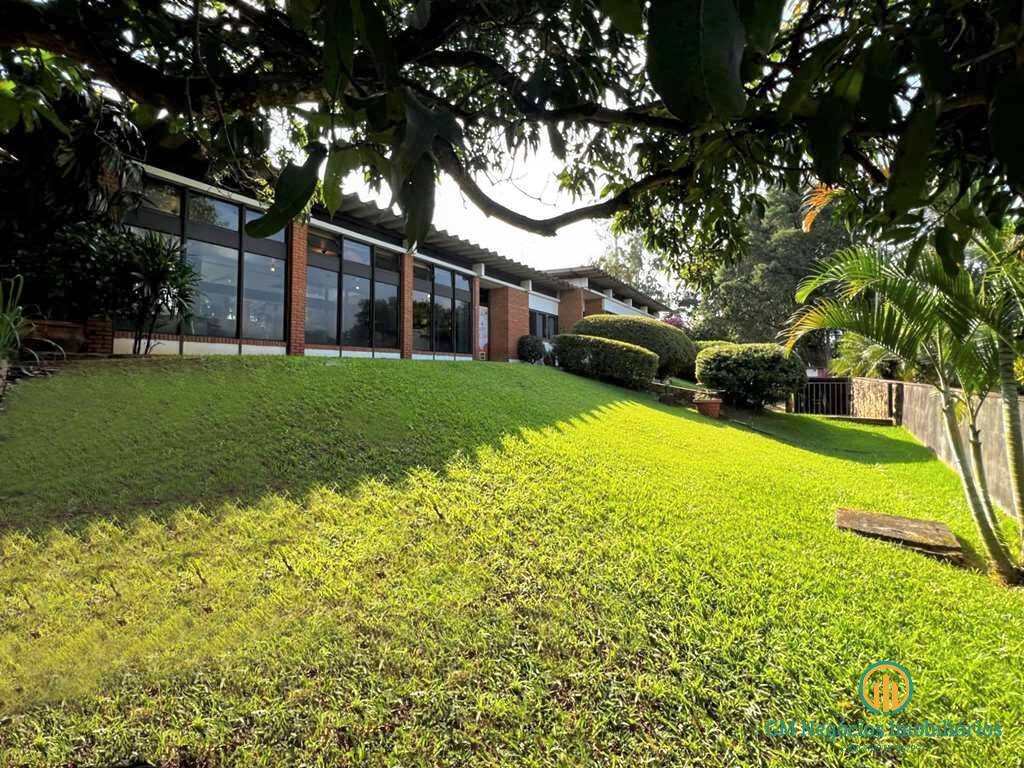 Casa de Condomínio à venda com 4 quartos, 640m² - Foto 9