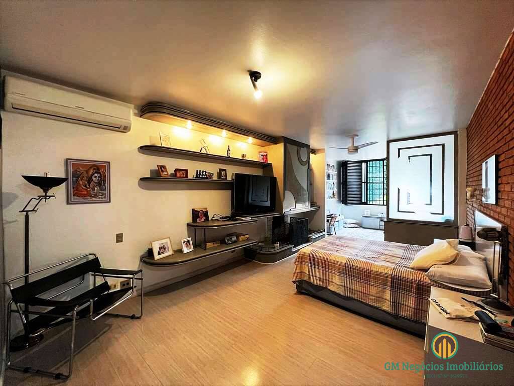 Casa de Condomínio à venda com 4 quartos, 640m² - Foto 40