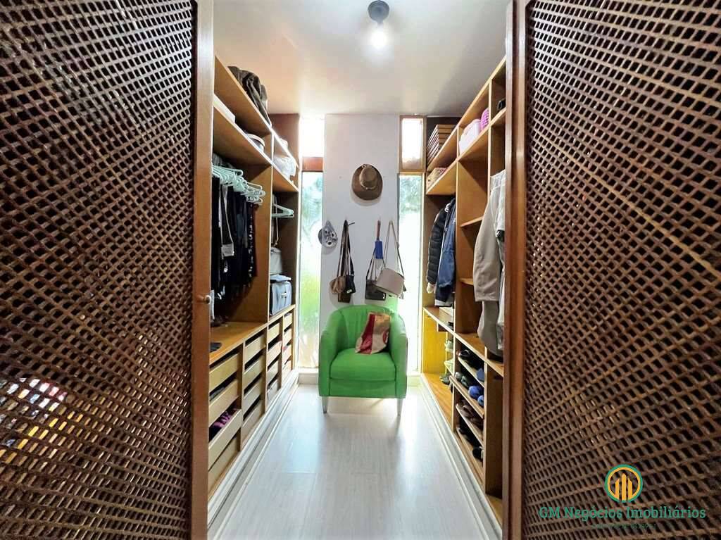 Casa de Condomínio à venda com 4 quartos, 640m² - Foto 42