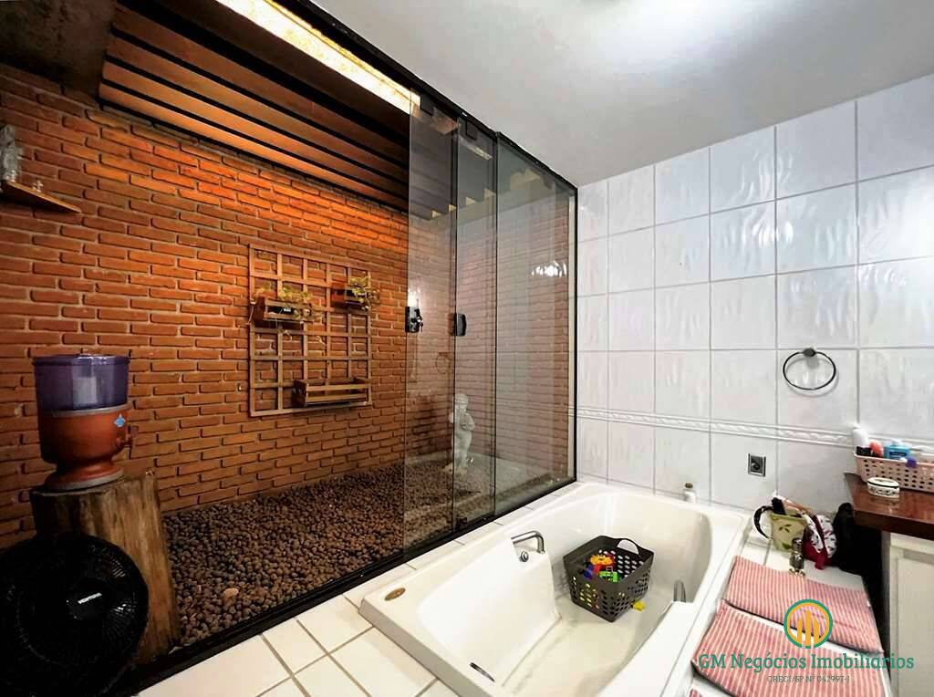 Casa de Condomínio à venda com 4 quartos, 640m² - Foto 44