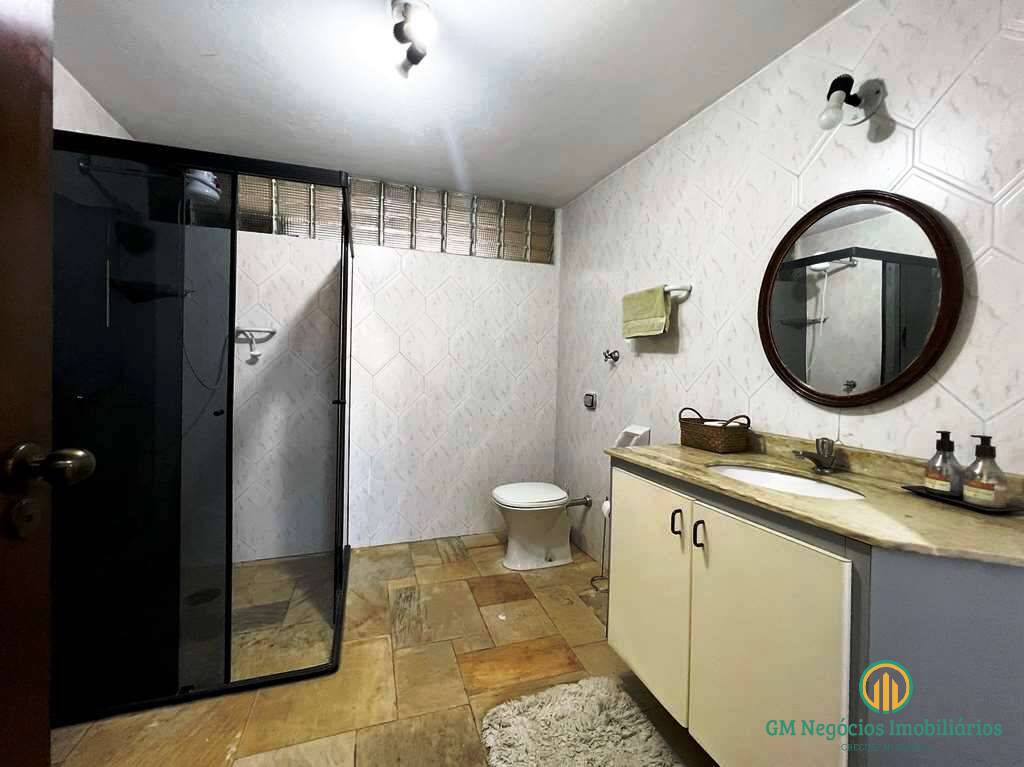 Casa de Condomínio à venda com 4 quartos, 640m² - Foto 58