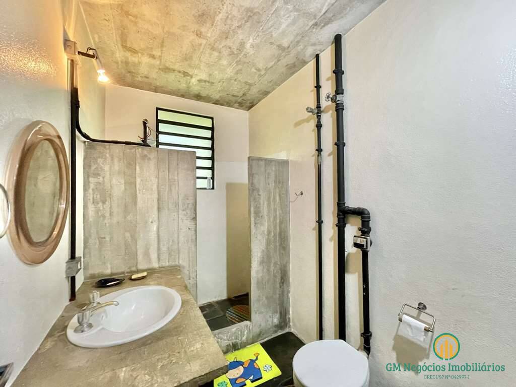 Casa à venda com 3 quartos, 243m² - Foto 44