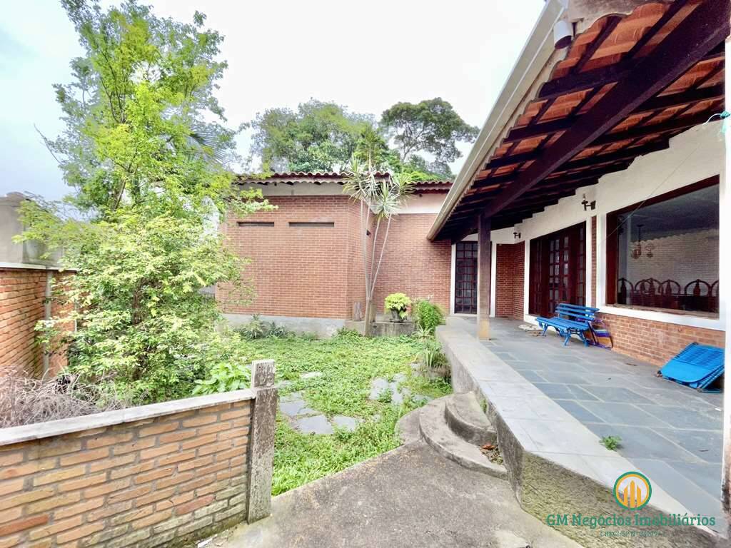 Casa à venda com 4 quartos, 353m² - Foto 15