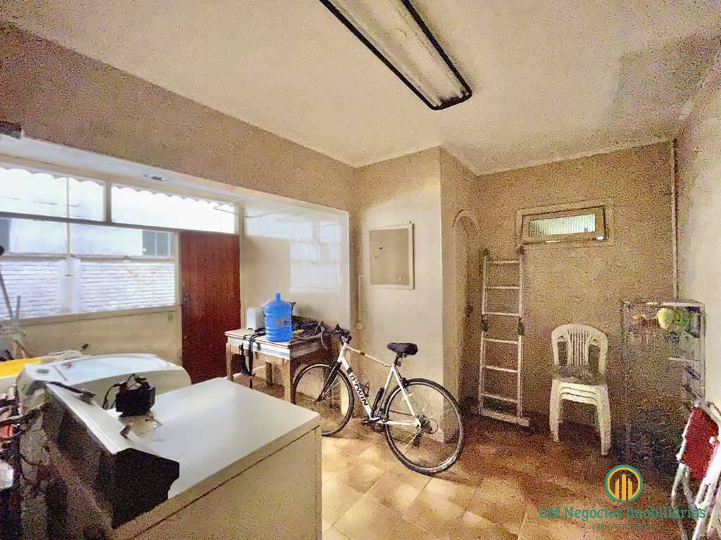 Casa à venda com 4 quartos, 353m² - Foto 32