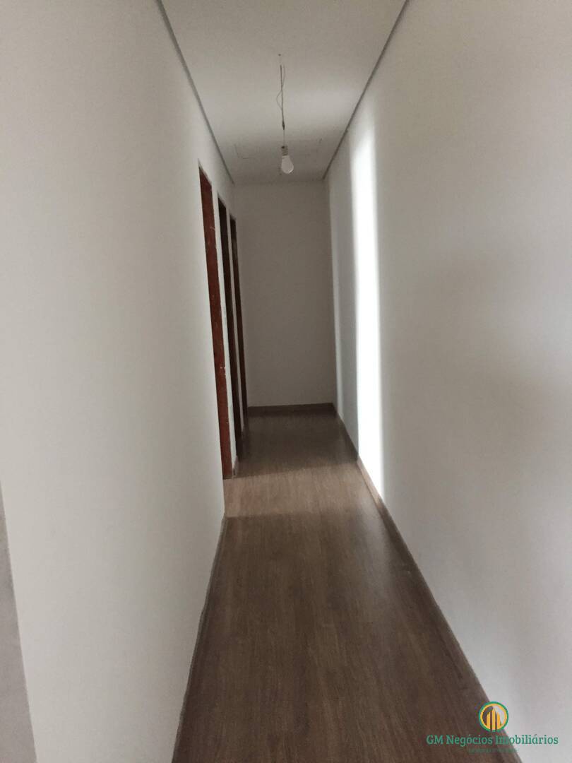 Casa à venda com 4 quartos, 361m² - Foto 11