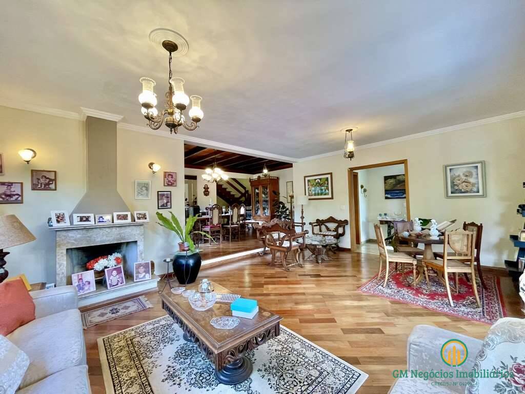 Casa à venda com 4 quartos, 336m² - Foto 14