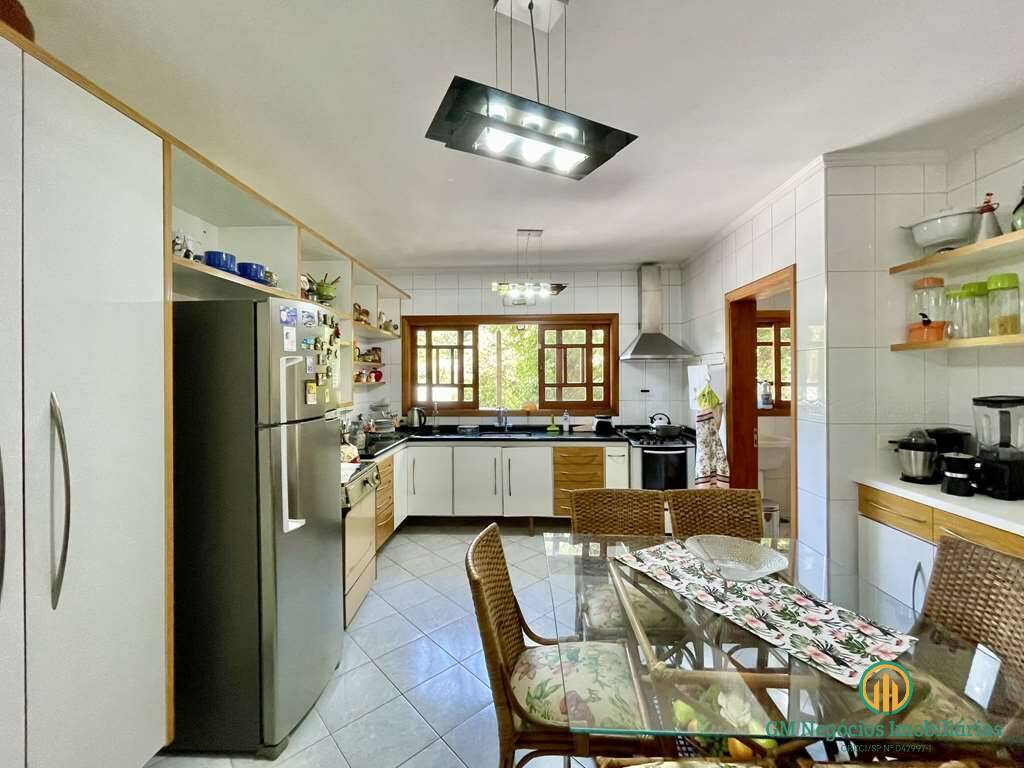 Casa à venda com 4 quartos, 336m² - Foto 21