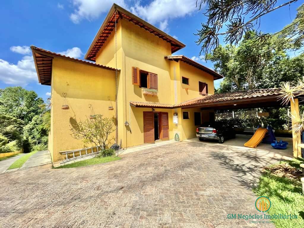 Casa à venda com 4 quartos, 336m² - Foto 1