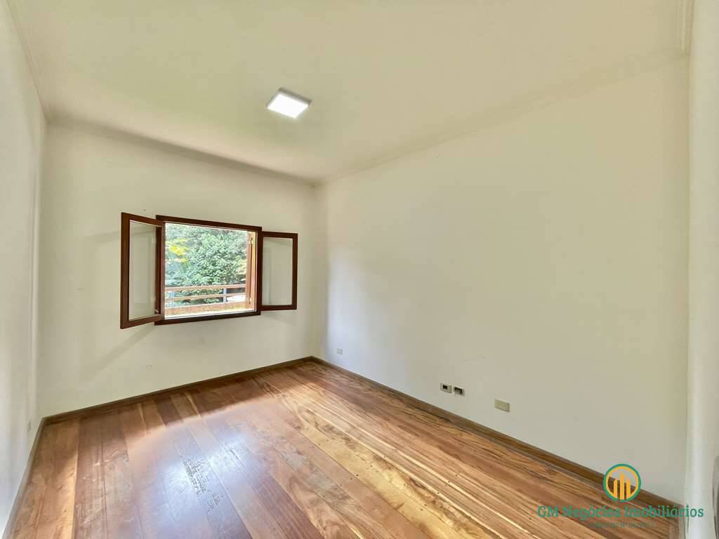 Casa de Condomínio à venda com 5 quartos, 360m² - Foto 30