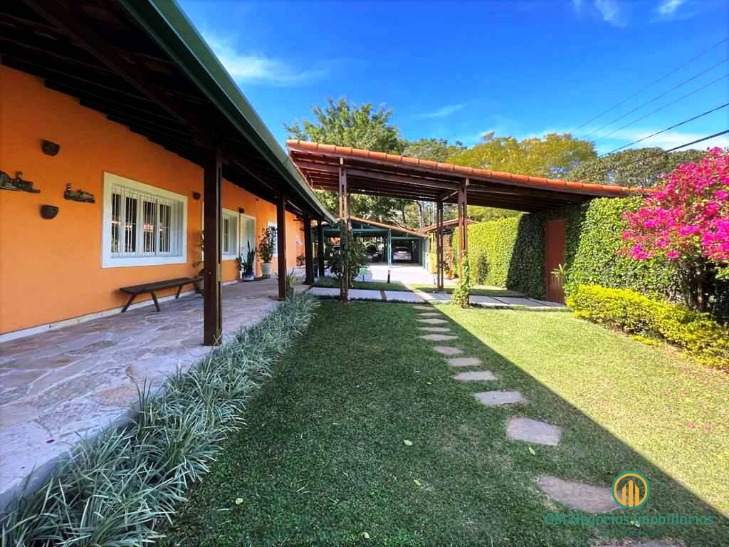 Casa à venda com 5 quartos, 652m² - Foto 4