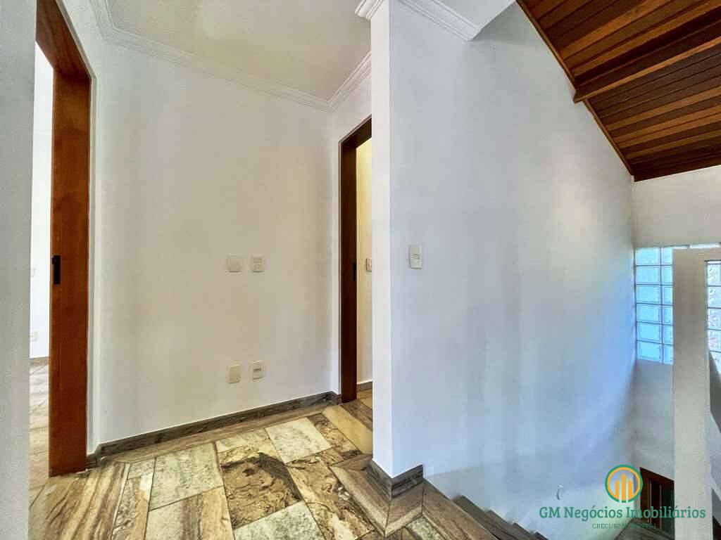 Casa à venda com 5 quartos, 311m² - Foto 20