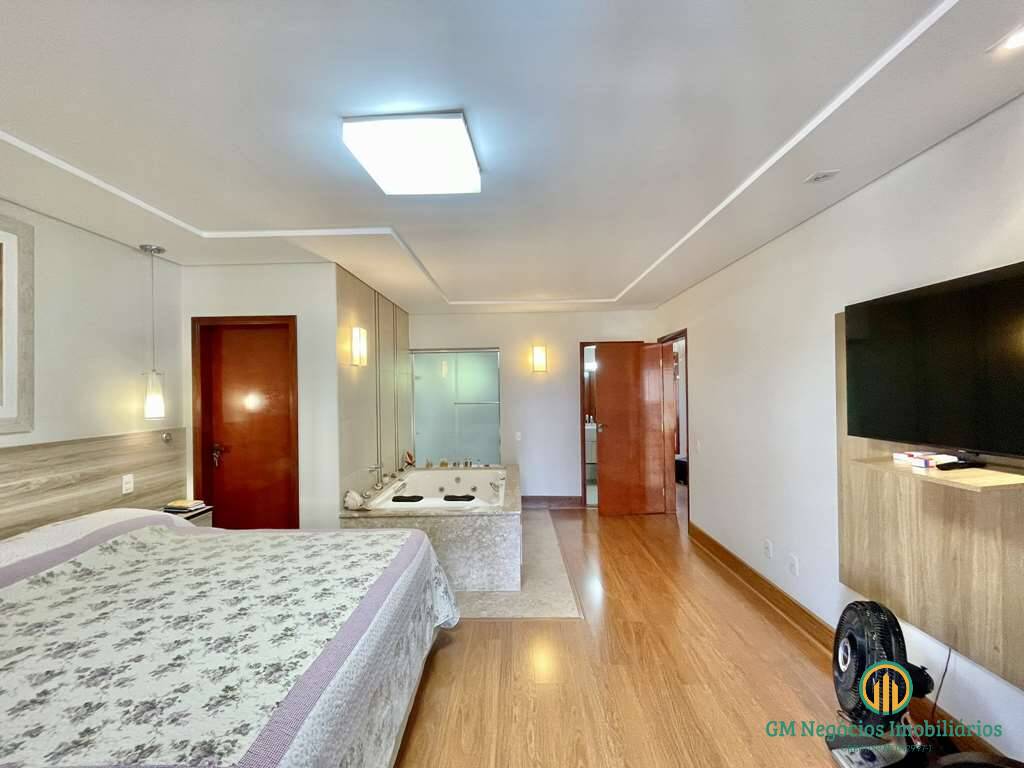 Casa de Condomínio à venda com 5 quartos, 618m² - Foto 28