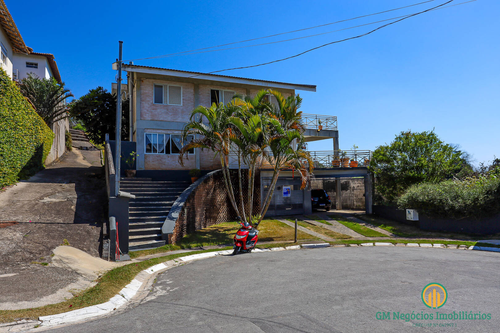 Casa de Condomínio à venda com 3 quartos, 249m² - Foto 2