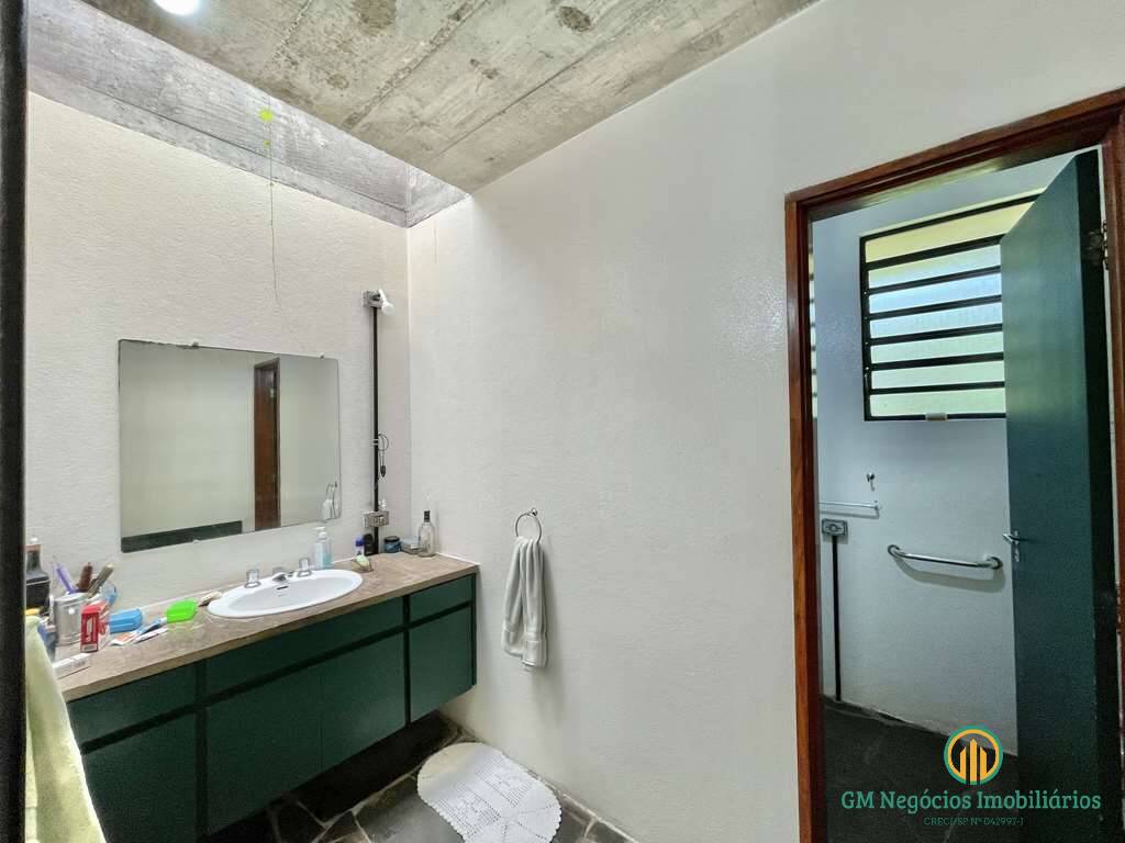 Casa de Condomínio à venda com 3 quartos, 243m² - Foto 34