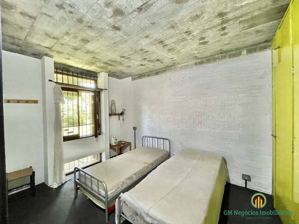 Casa de Condomínio à venda com 3 quartos, 243m² - Foto 37