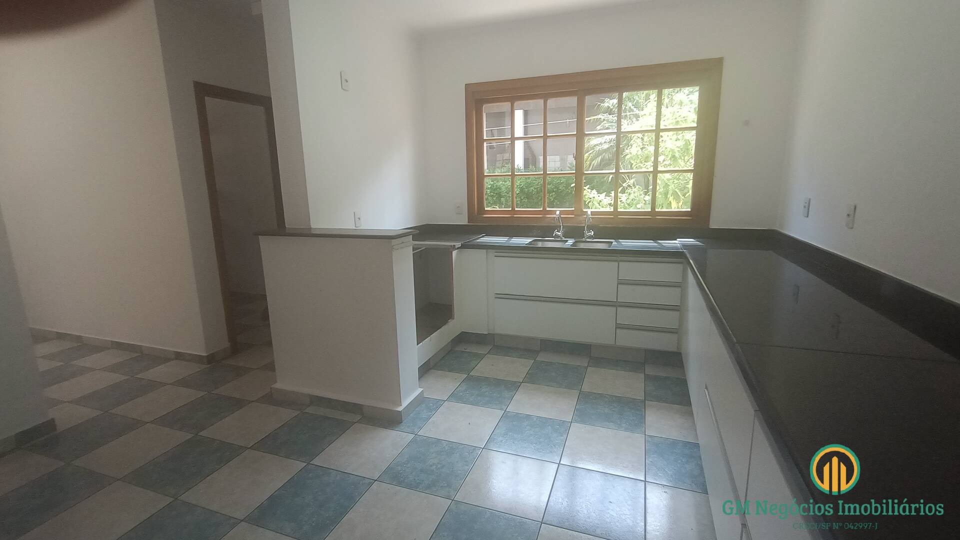 Casa de Condomínio à venda e aluguel com 4 quartos, 460m² - Foto 16