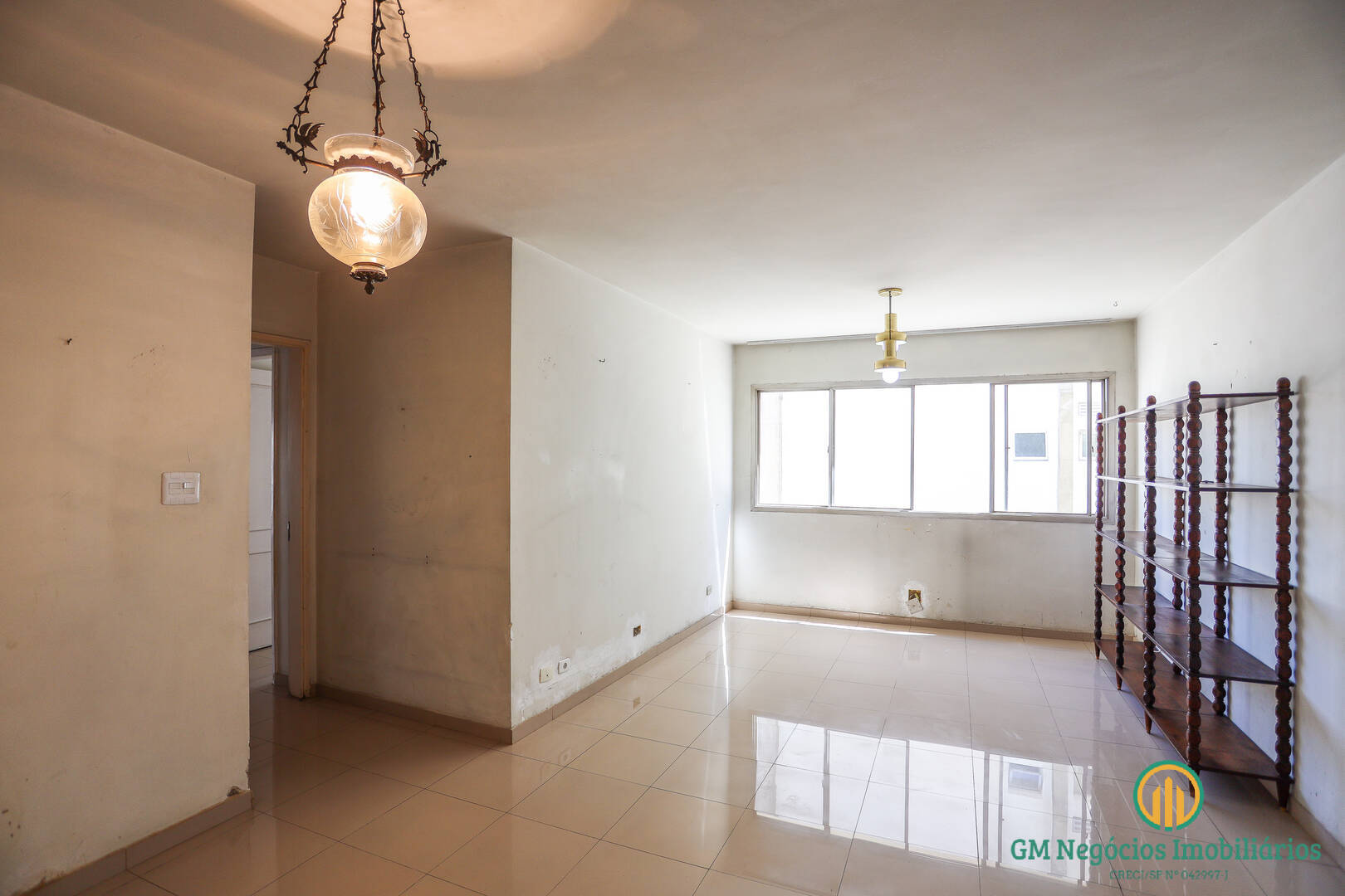 Apartamento à venda com 3 quartos, 103m² - Foto 2