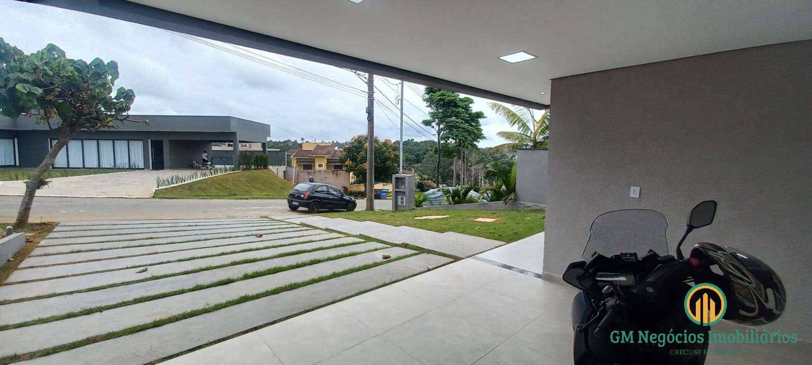 Casa de Condomínio à venda com 3 quartos, 256m² - Foto 3