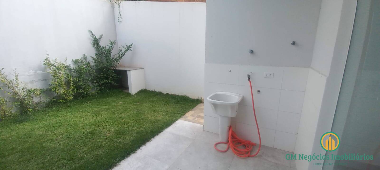 Casa de Condomínio à venda com 3 quartos, 125m² - Foto 4