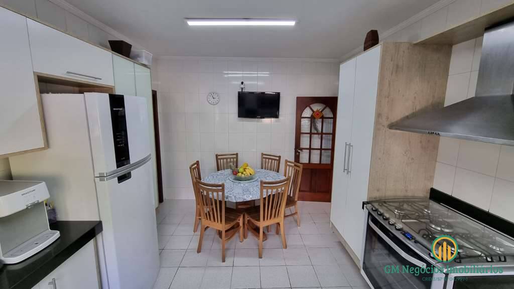 Casa de Condomínio à venda com 4 quartos, 380m² - Foto 31