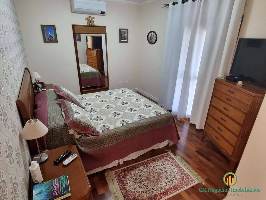 Casa de Condomínio à venda com 4 quartos, 380m² - Foto 40