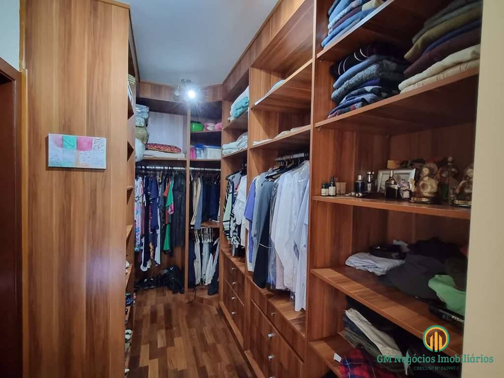 Casa de Condomínio à venda com 4 quartos, 380m² - Foto 42