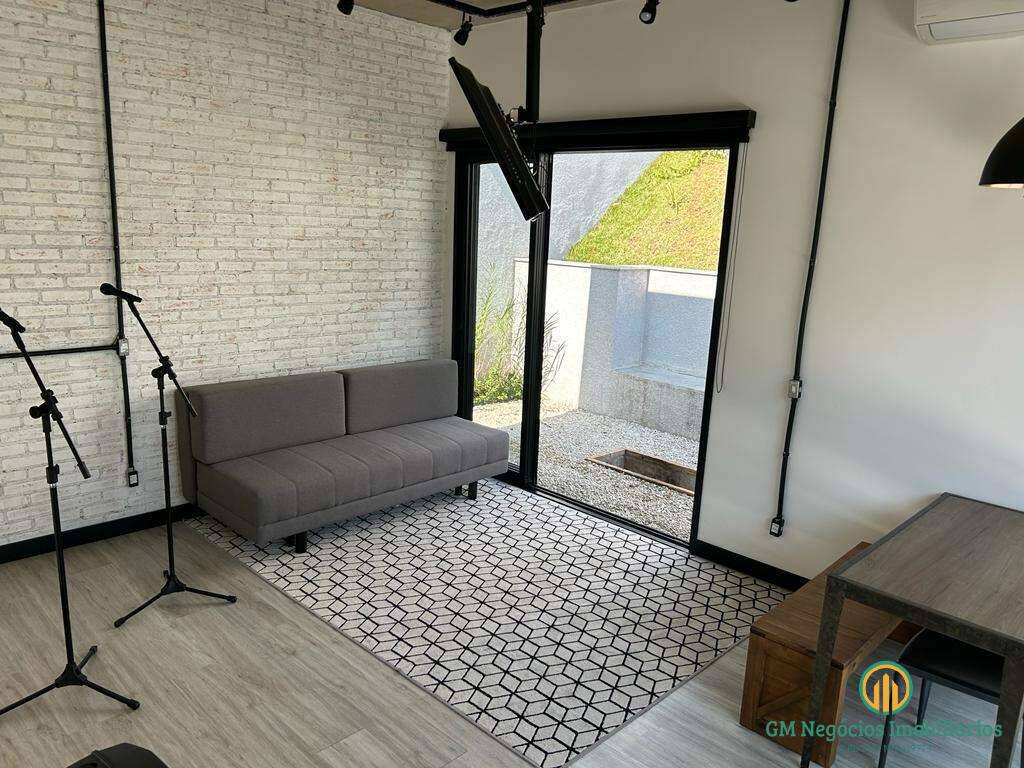 Casa à venda com 3 quartos, 270m² - Foto 16