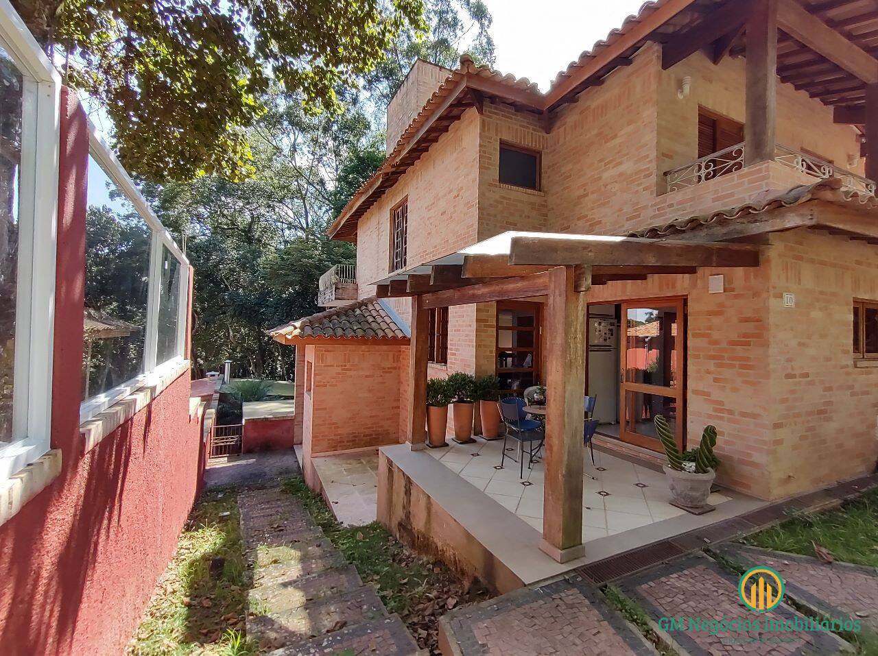 Casa de Condomínio à venda com 5 quartos, 320m² - Foto 4