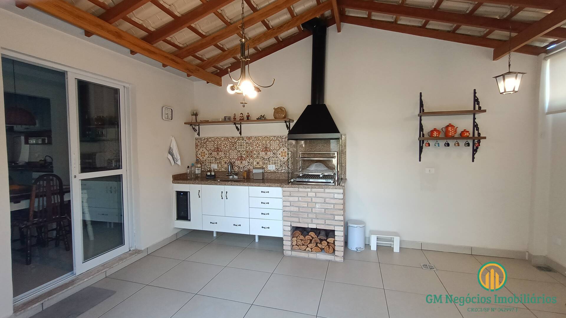 Casa à venda com 3 quartos, 230m² - Foto 17