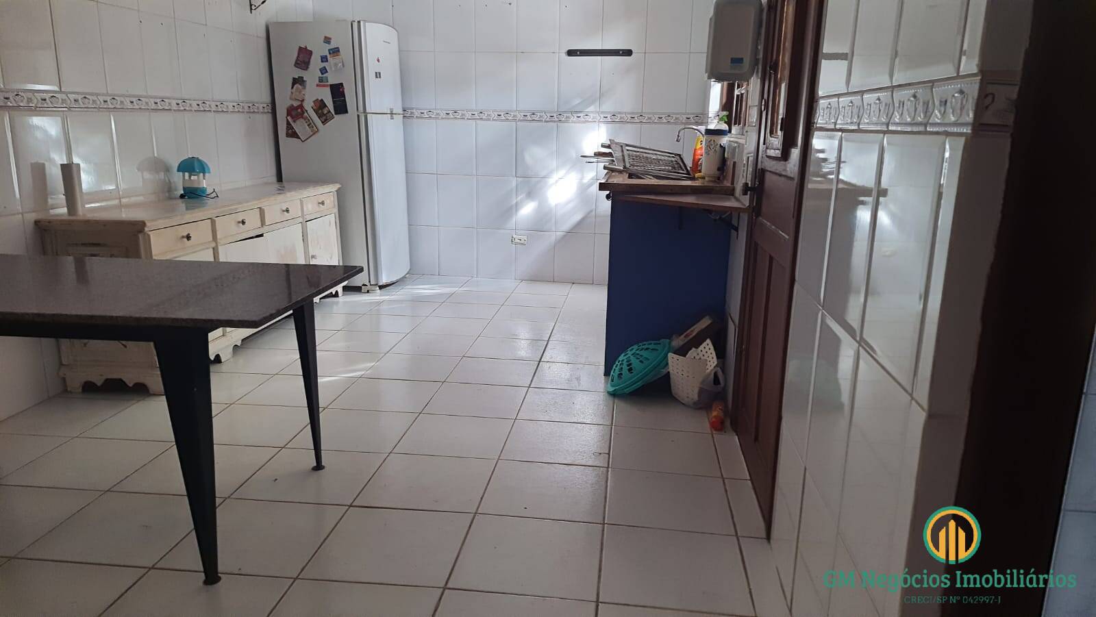 Casa de Condomínio à venda com 3 quartos, 250m² - Foto 11