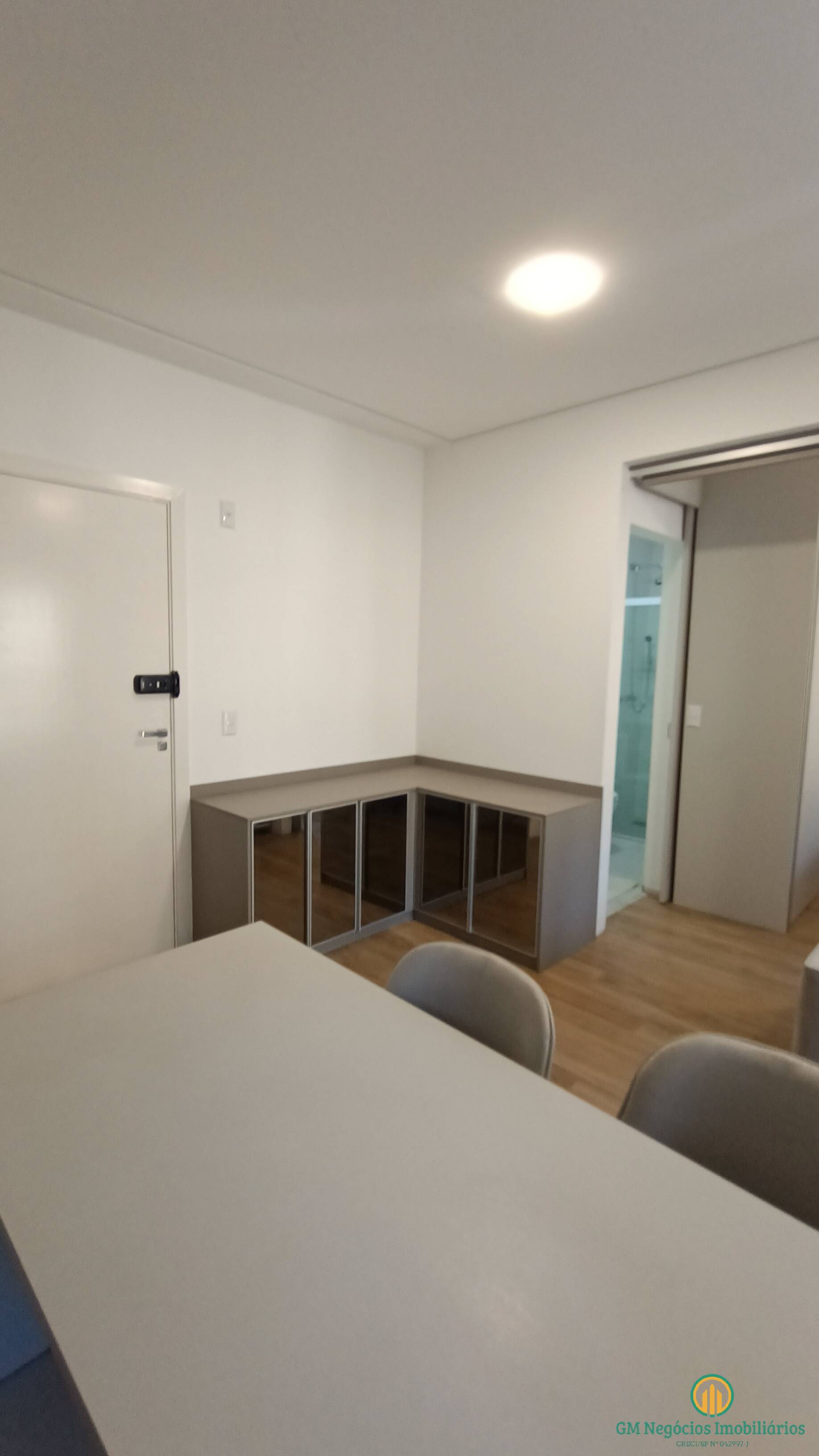 Apartamento para alugar com 1 quarto, 38m² - Foto 10