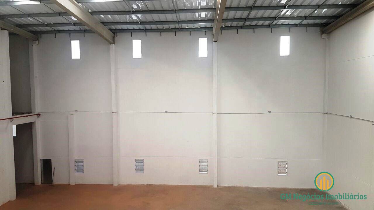 Depósito-Galpão-Armazém para alugar, 1000m² - Foto 9