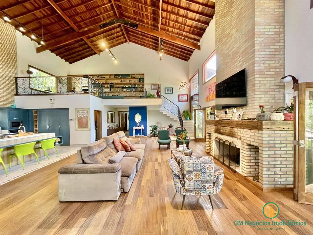 Casa de Condomínio à venda com 7 quartos, 920m² - Foto 1