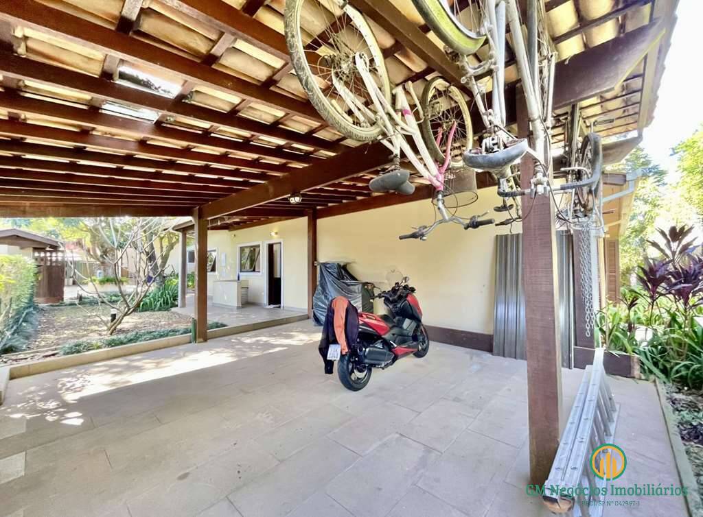 Casa à venda com 3 quartos, 455m² - Foto 8