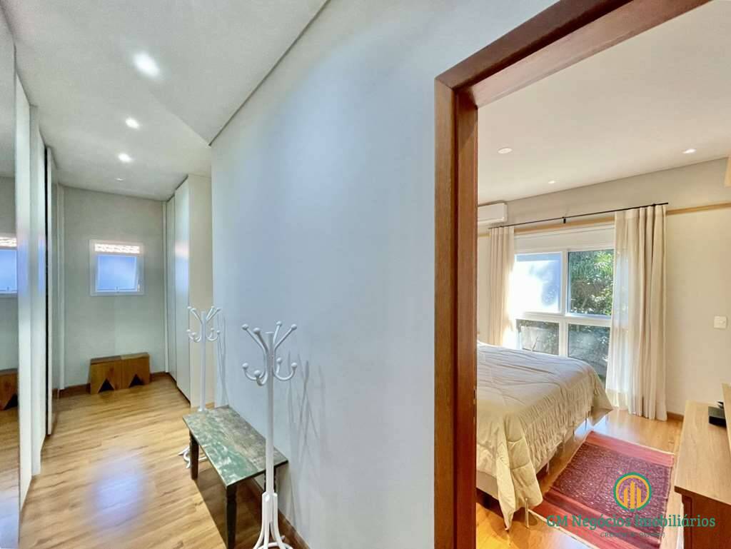 Casa de Condomínio à venda com 4 quartos, 453m² - Foto 38