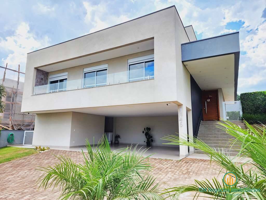 Casa de Condomínio à venda com 3 quartos, 303m² - Foto 2