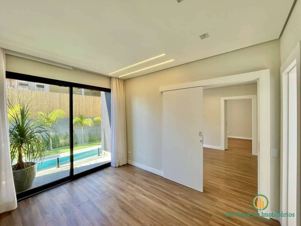 Casa de Condomínio à venda com 4 quartos, 393m² - Foto 72