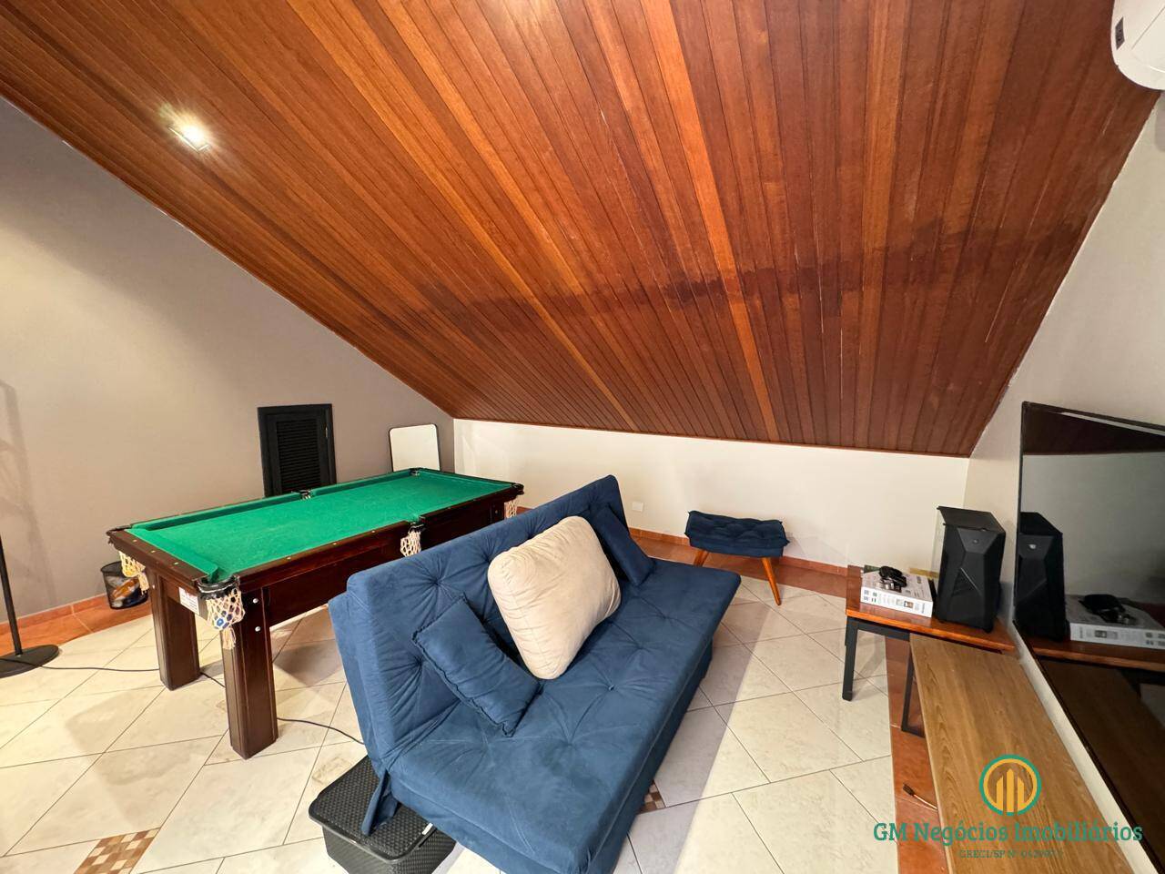 Casa à venda com 4 quartos, 400m² - Foto 47