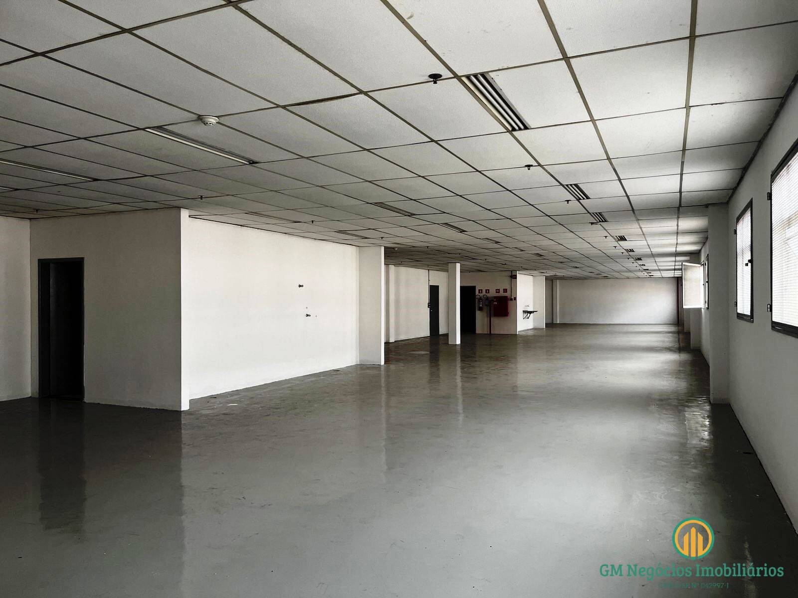 Depósito-Galpão-Armazém para alugar, 1309m² - Foto 35