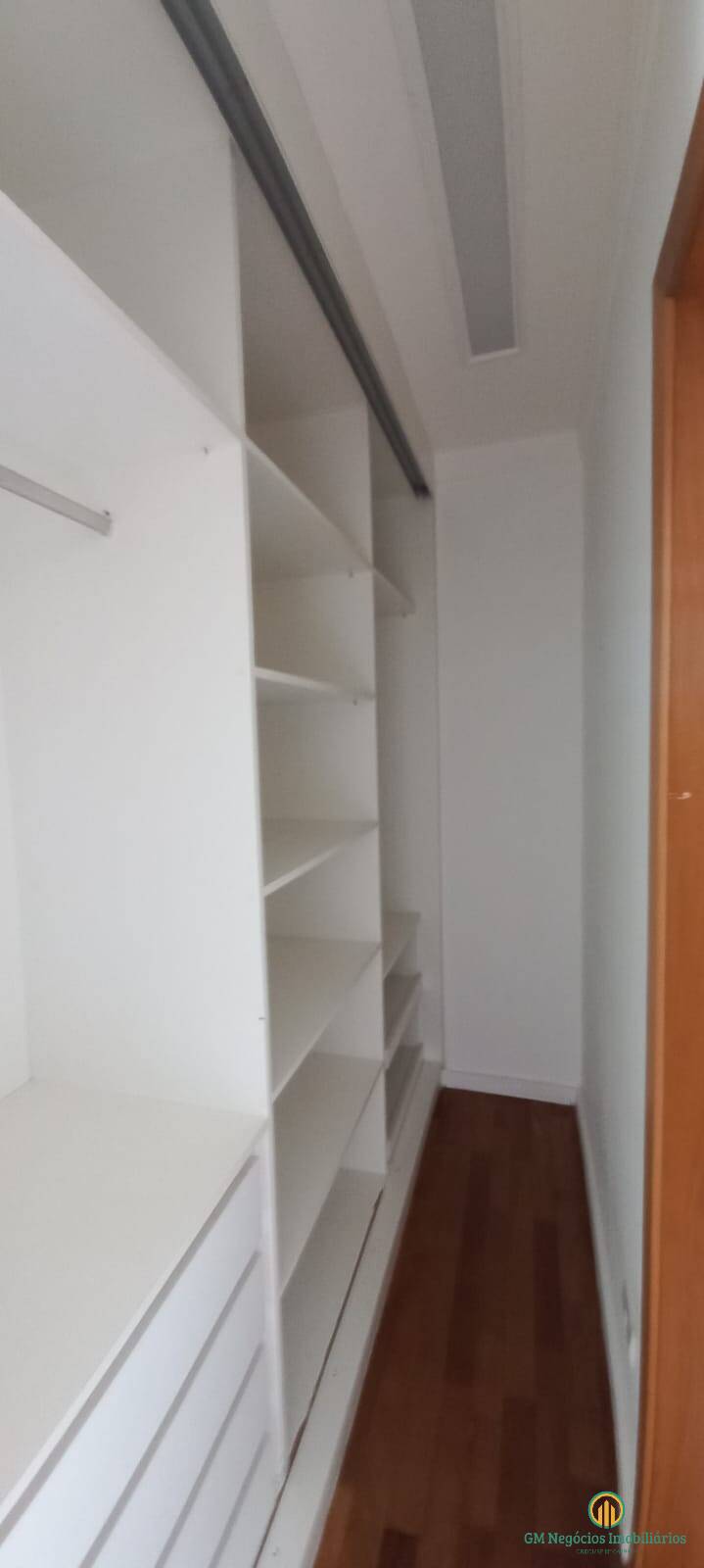 Casa de Condomínio à venda com 4 quartos, 380m² - Foto 28