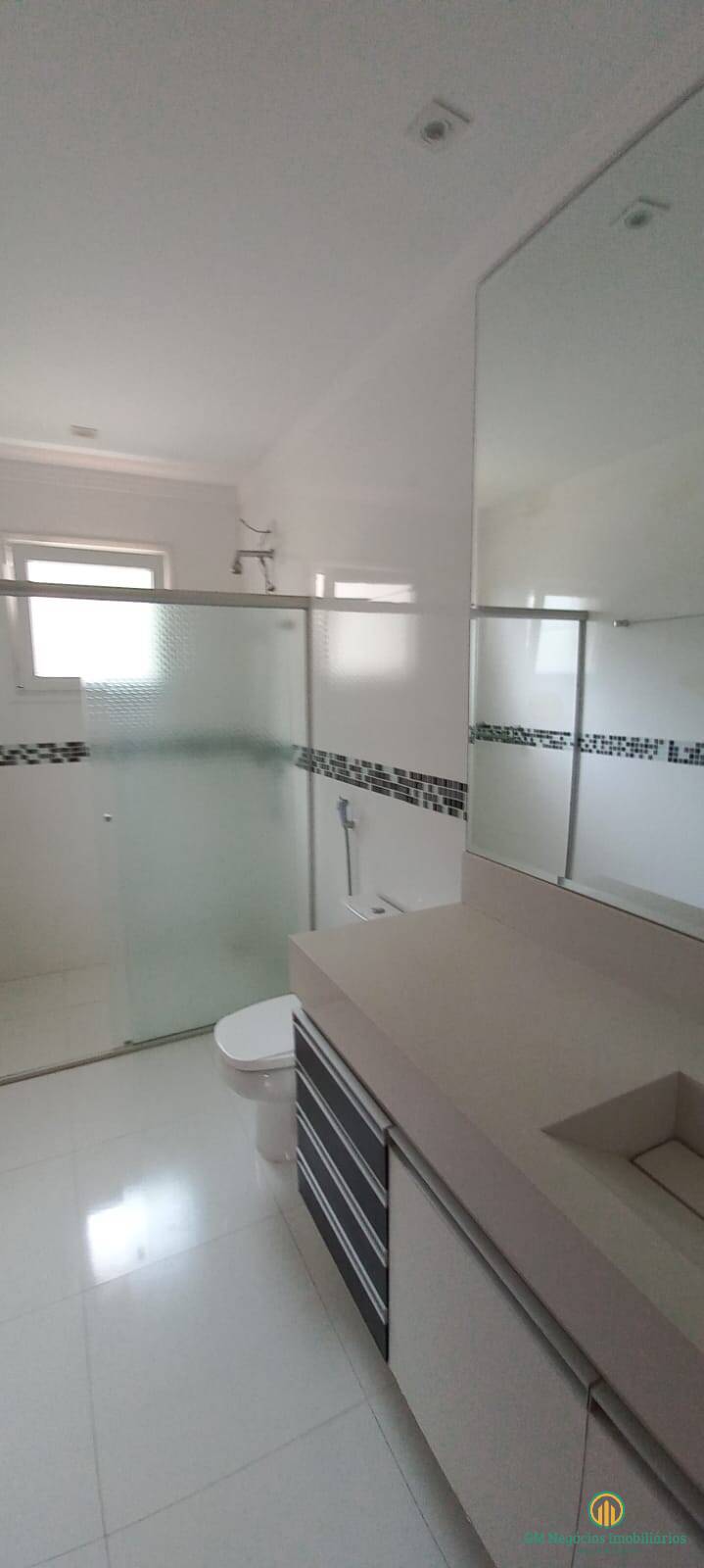 Casa de Condomínio à venda com 4 quartos, 380m² - Foto 48